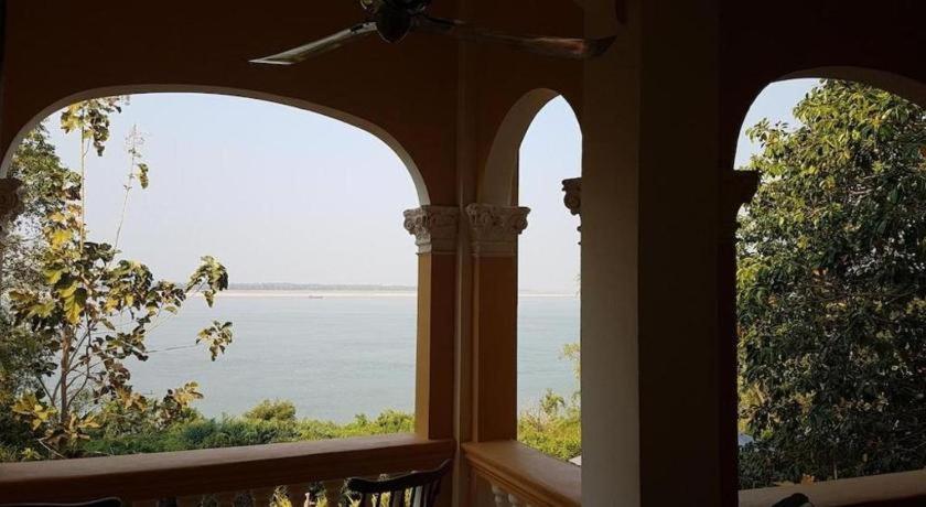 Le Relais De Chhlong Hotel Kratie Luaran gambar